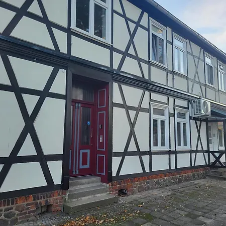 Apartment Einzelwohnung Im Eg Mit Terrasse Und Ac