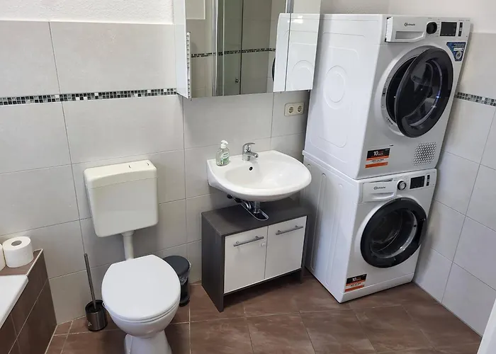 Einzelwohnung Im Eg Mit Terrasse Und Ac *